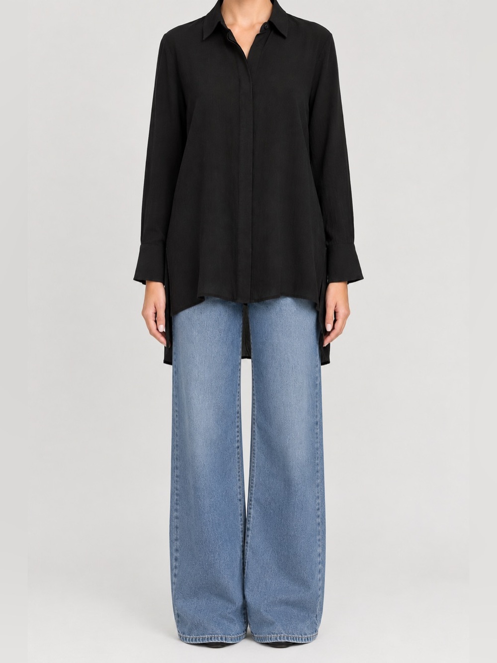 Vince Button Down Silk Long Sleeve Blouse in Black, Sz 2